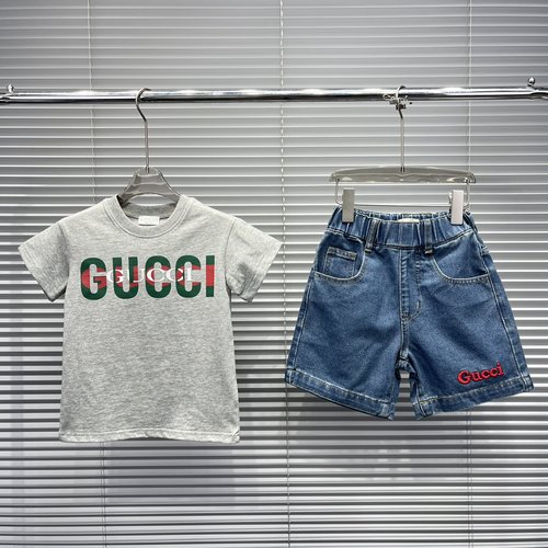 Gucci Kids Cotton 2-Piece Set: Tee + Washed Jeans with Red Embroidery
