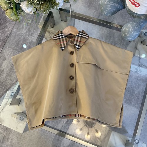 Burberry Girls Premium Cape Coat, Stylish & Easy to Match