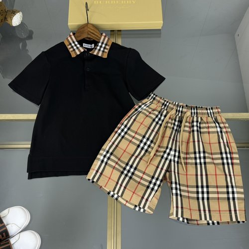 Burberry Unisex Kids Cotton Set - Comfortable & Stylish