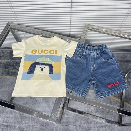 Gucci Kids Cotton T-Shirt & Washed Jeans Set (Red Embroidery)