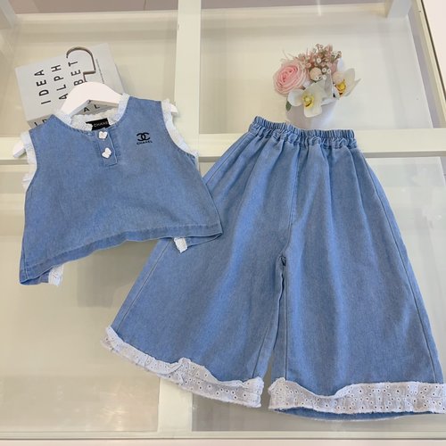 Chanel Girls Outfit: Crochet-Trim White Top & Wide-Leg Crop Pants