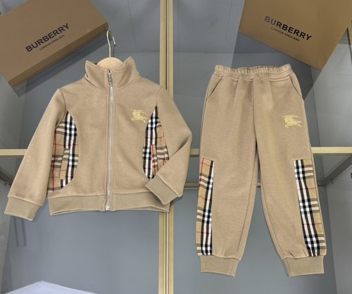 Burberry Kids Classic Checkered Cotton Outfit Set 