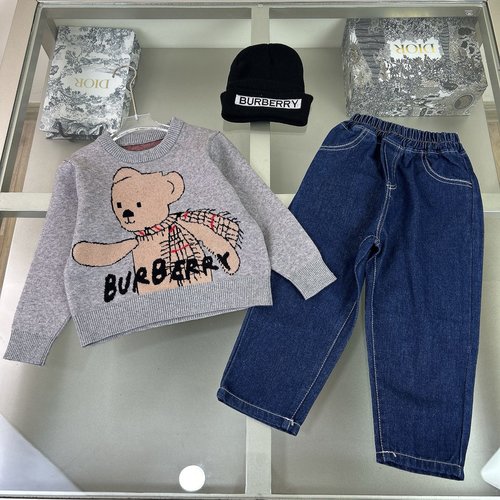 Burberry Kids Gray Cashmere Teddy Bear Sweater & Scarf Set with Hat