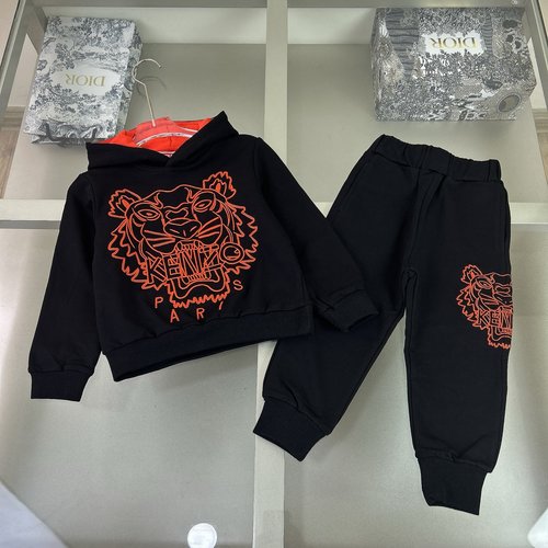 Kenzo Unisex Kids Coordinated Set with Intricate Embroidery & Modal Cotton