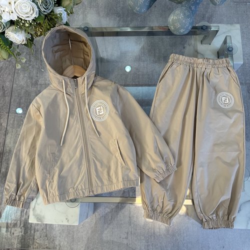Fendi Kids High-End Hooded Zip Sweatshirt & Elastic Waist Pants Set