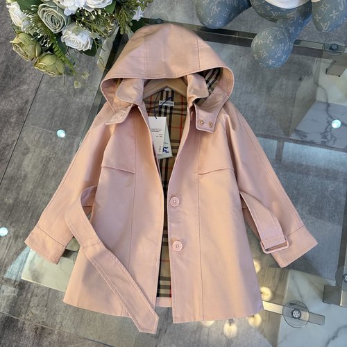 Burberry Girls Waterproof Trench Coat with Vintage Check Lining & Classic Shoulders 