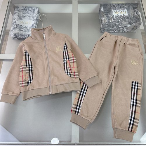 Burberry Kids Cotton Outfit Set - Comfortable & Stylish 