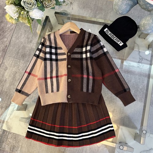 Burberry Girls Cashmere Blend Knit Skirt Set With Hat