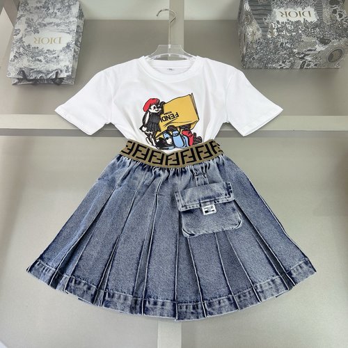 Fendi Girls Cotton Skirt Set with Flocked Bear Print
