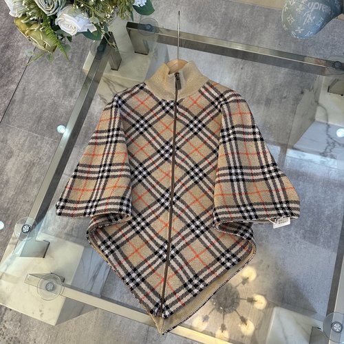 Burberry Girls High-End Cloak Coat, Neatly Finished, Versatile & Stylish
