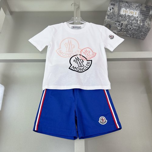 Moncler Unisex Kids Comfy Stylish Cotton Set with Classic Pattern