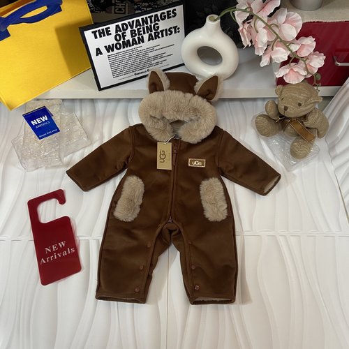 Gucci Unisex Baby Hooded Fur Onesie High-End Kids Outerwear